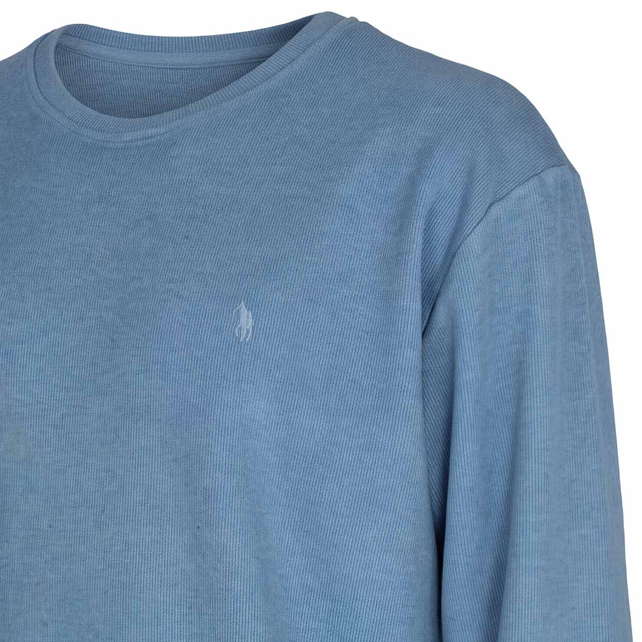 Bluza męska wkładana przez głowę bez kaptura gładka turecka duża 3XL/4XL 5 Bluza męska wkładana przez głowę bez kaptura, kolor niebieski – zbliżenie ramienia